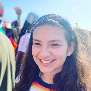 Meet your Posher, Bella